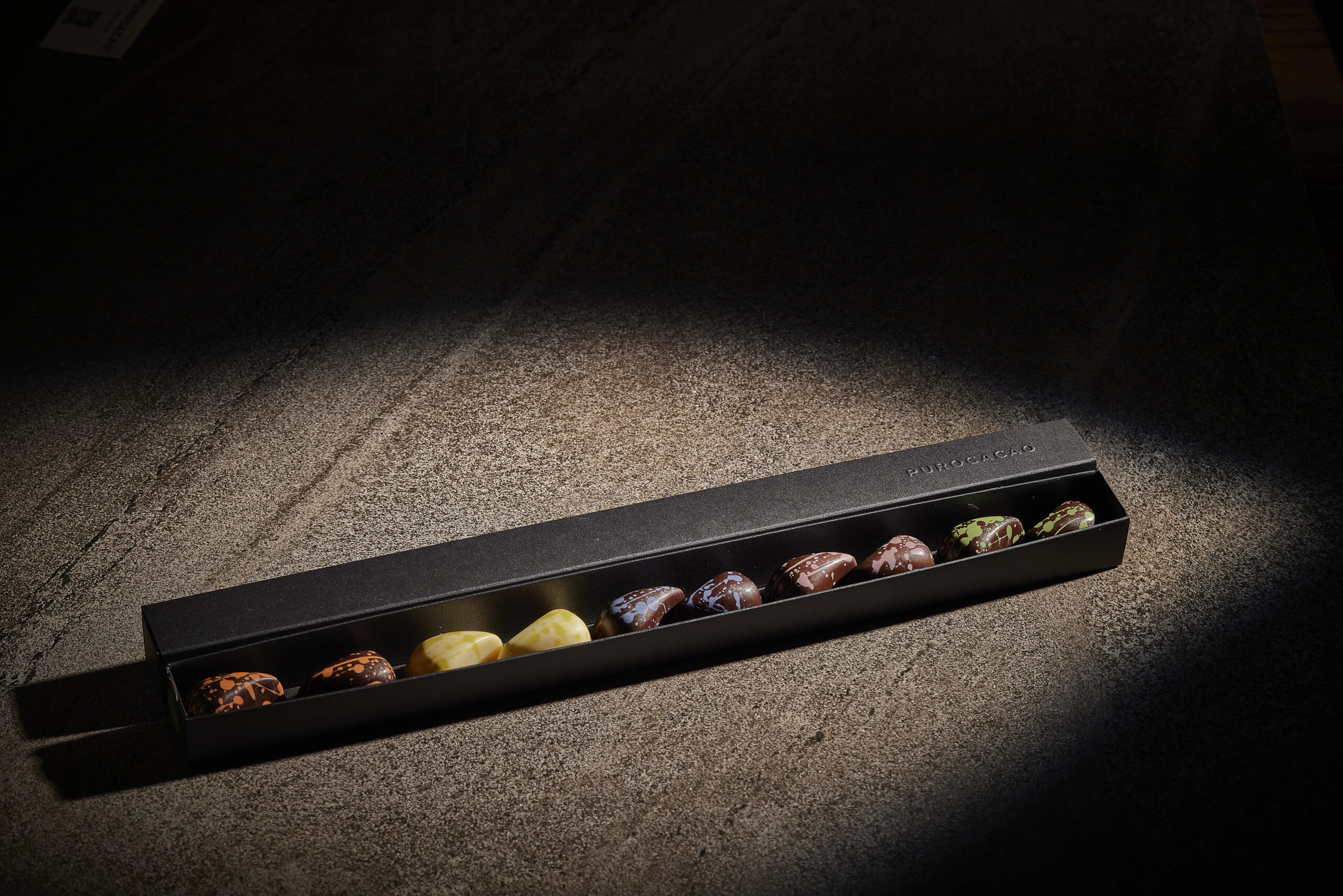 NOIR-PUROVINO-1-scaled-1.jpg NOIR SOMMELIER - Imagen 1