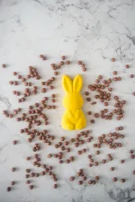 Conejo Velvet Amarillo - TEGUI × PUROCACAO - Imagen 2